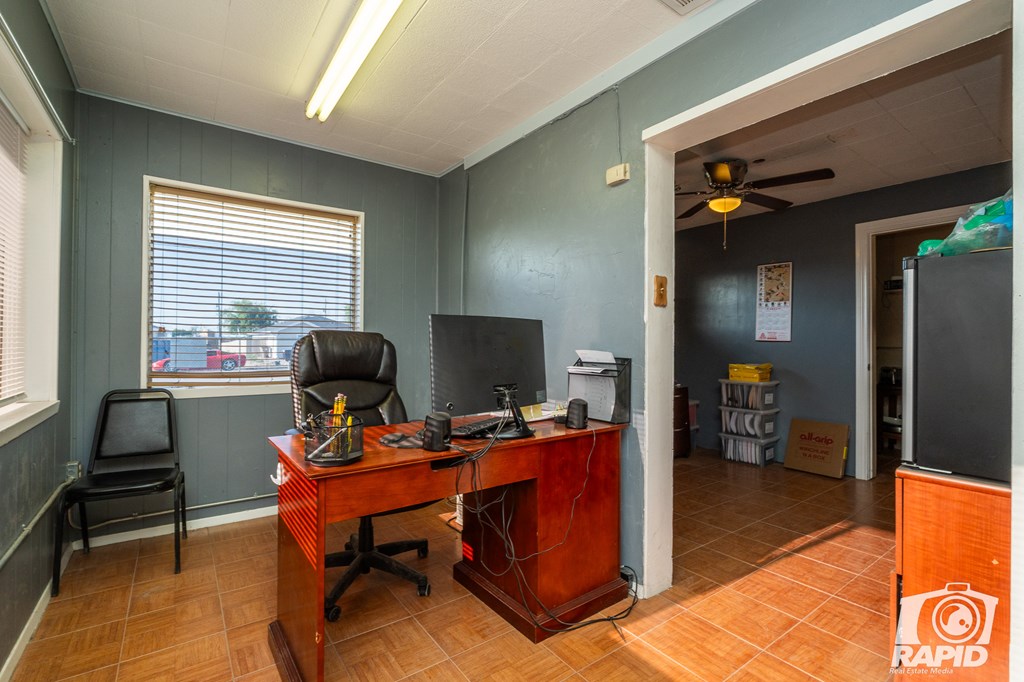 1325 S Chadbourne St Property Photo 6