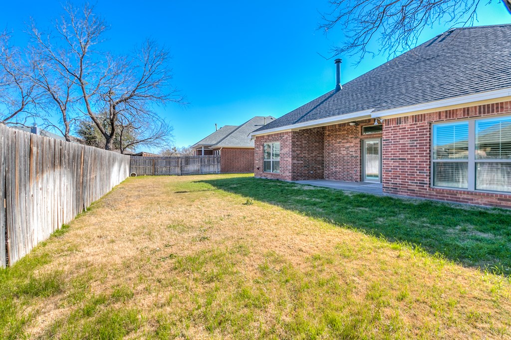 1910 Valleyview Dr Property Photo 34