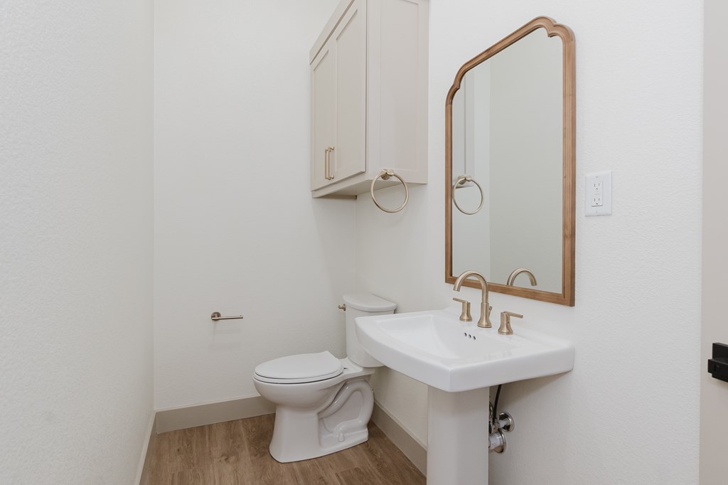 309 Spur Dr Property Photo 22