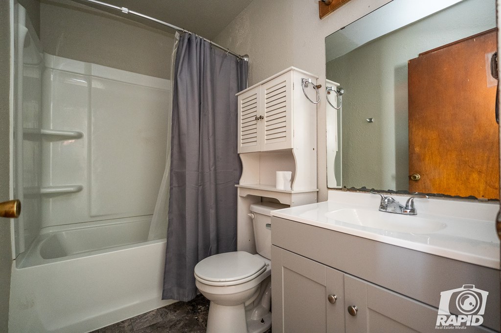 18 8th St Property Photo 12