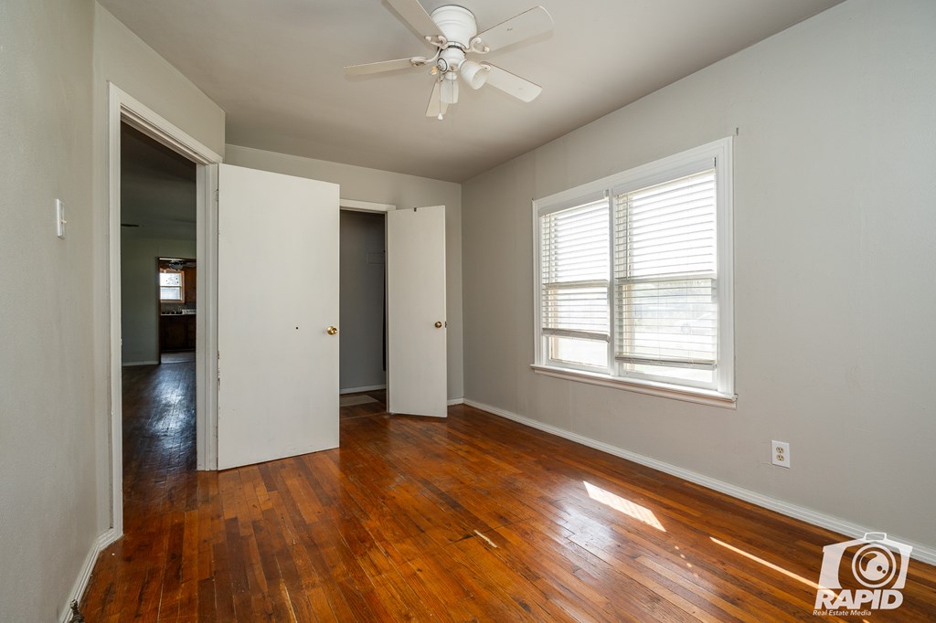 18 8th St Property Photo 13