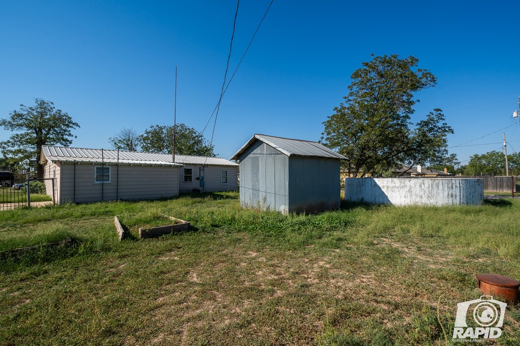 18 8th St Property Photo 19