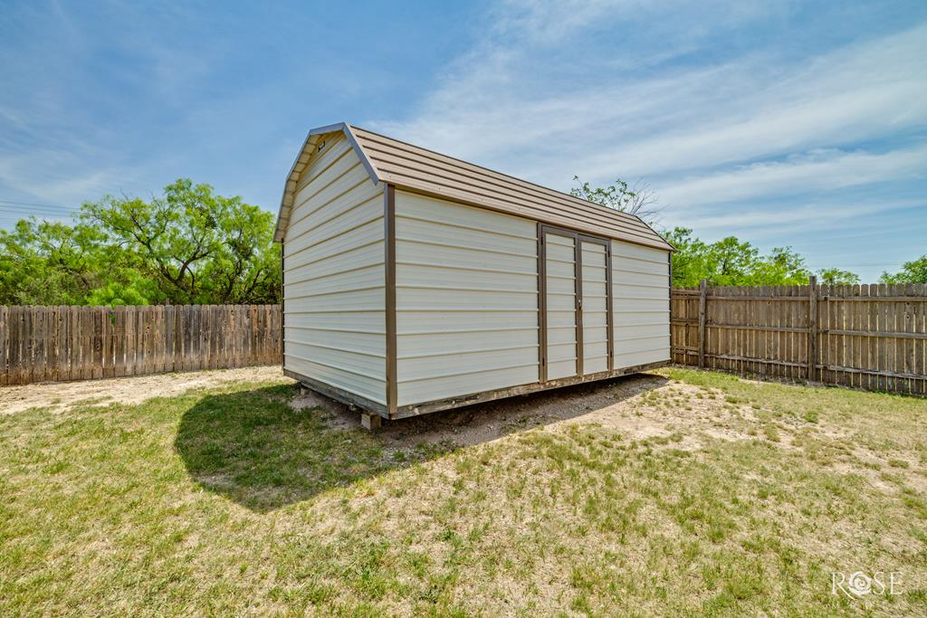 210 Laguna Verde St Property Photo 33
