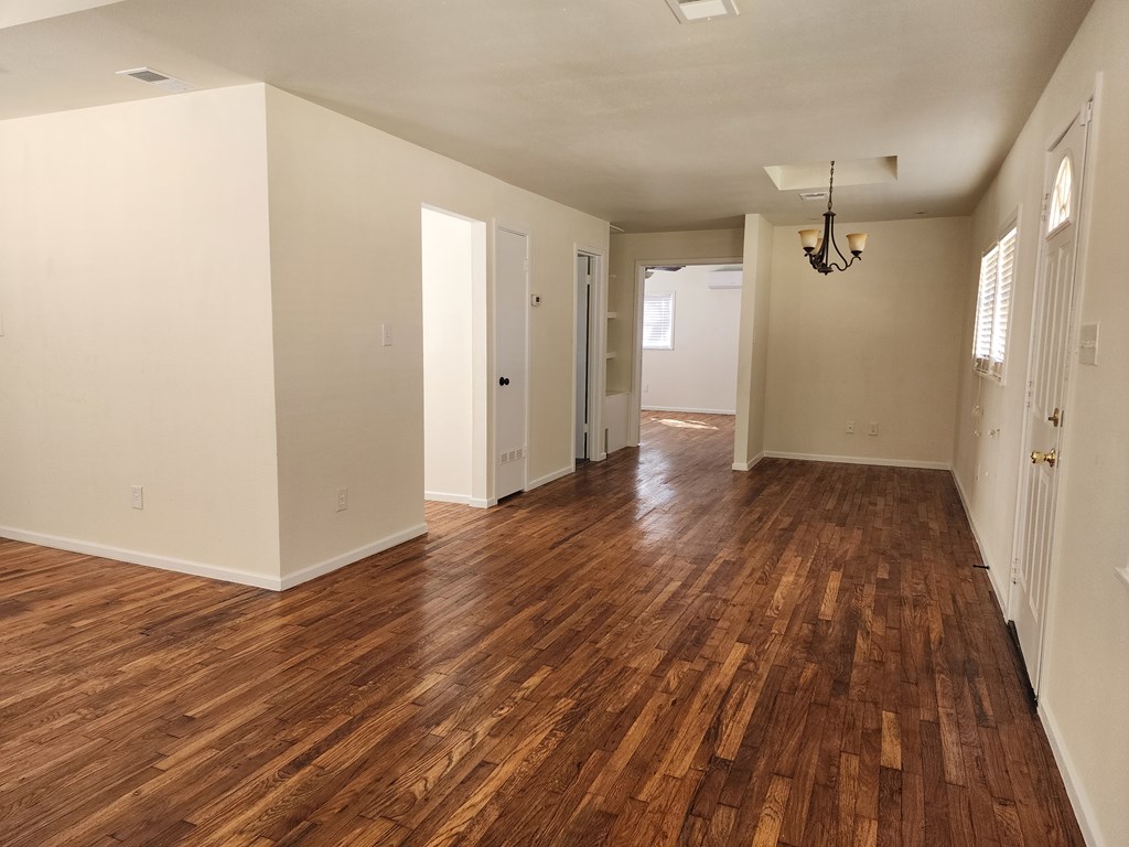 1630 Canal Rd Property Photo 4