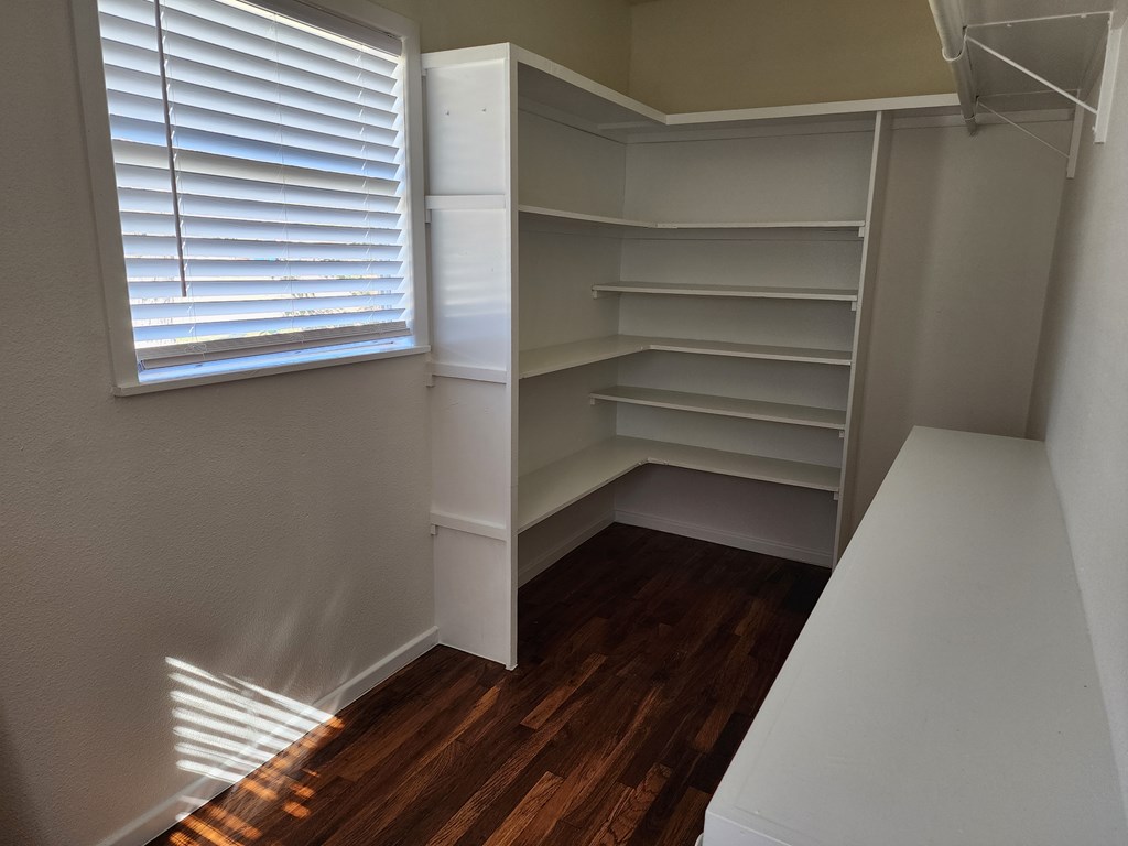 1630 Canal Rd Property Photo 12