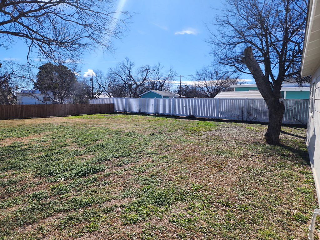 1630 Canal Rd Property Photo 15