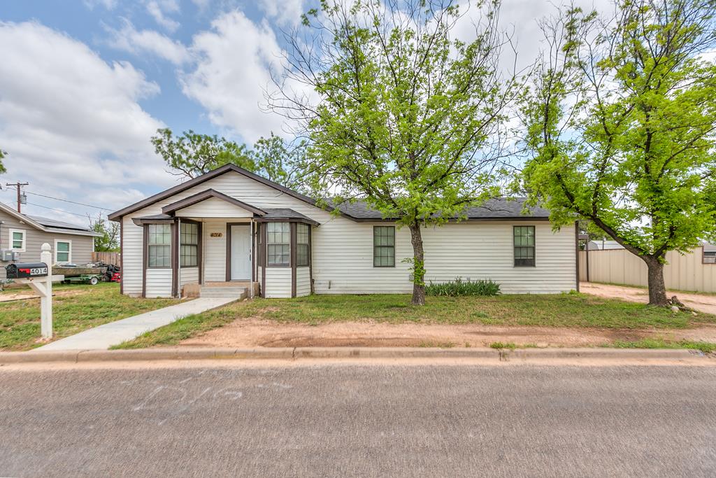 4014 Columbia St Property Photo 1