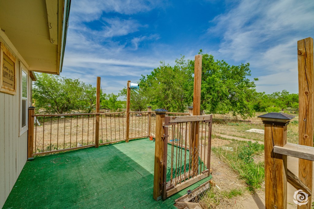 1090 Apache Trail Property Photo 26
