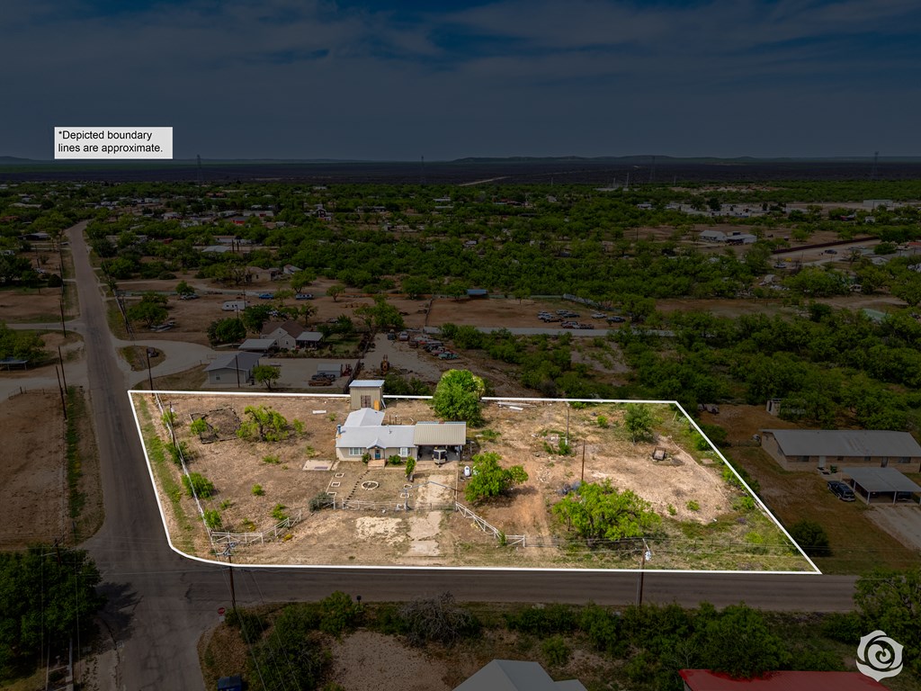 1090 Apache Trail Property Photo 34