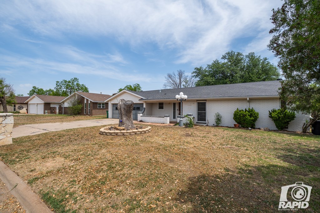 1642 Catalina Dr Property Photo 3