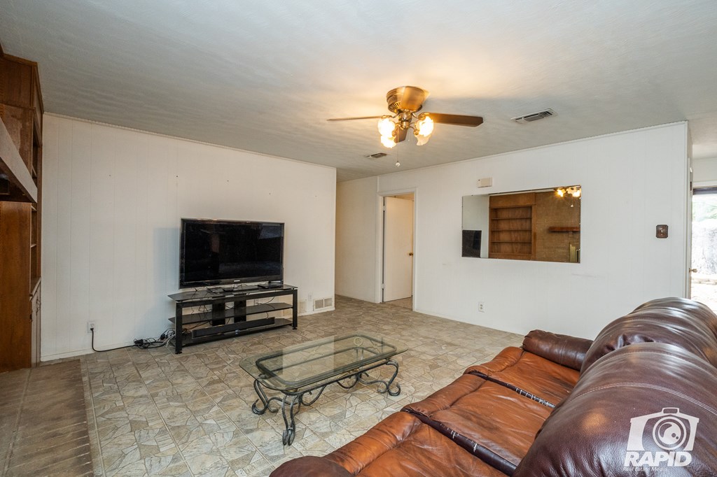 1642 Catalina Dr Property Photo 8