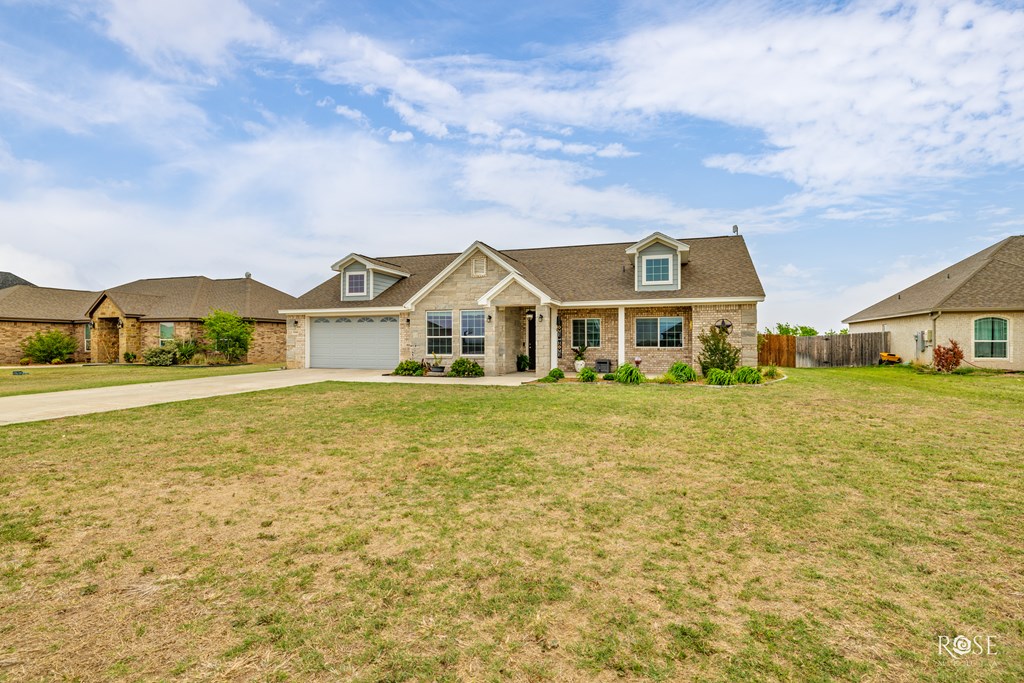 5988 Bridlewood Court Property Photo 3