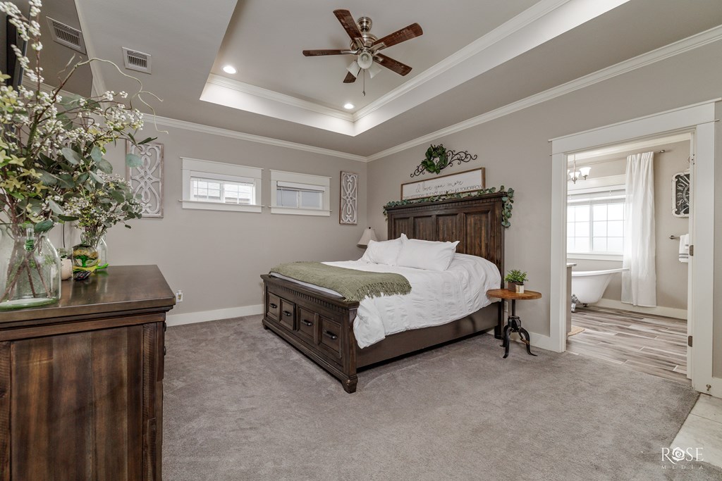 5988 Bridlewood Court Property Photo 18