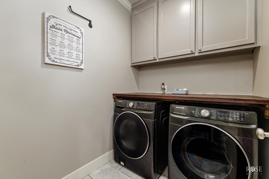 5988 Bridlewood Court Property Photo 28