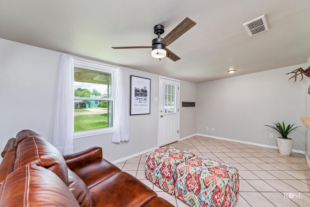 1633 Canal Rd Property Photo 3