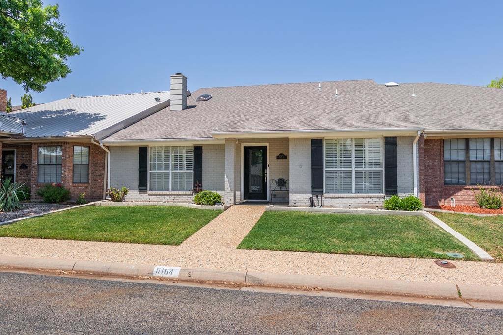 5104 Fairway Dr Property Photo 1