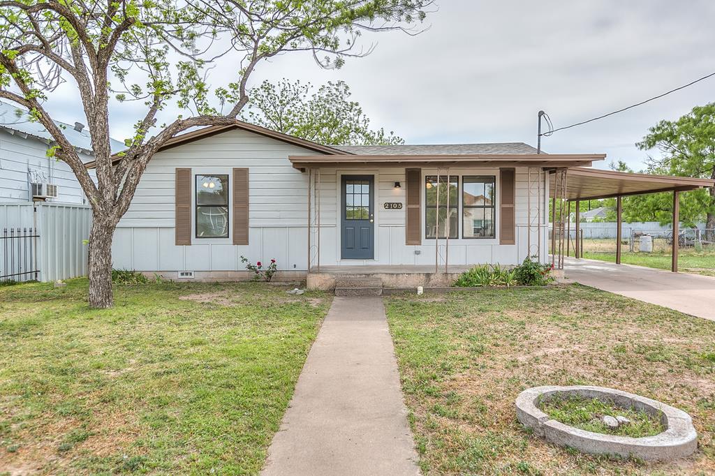 2105 Shelton St Property Photo 1