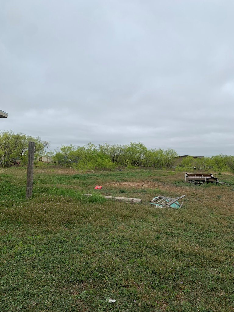 9991 Grape Creek Rd Property Photo 2