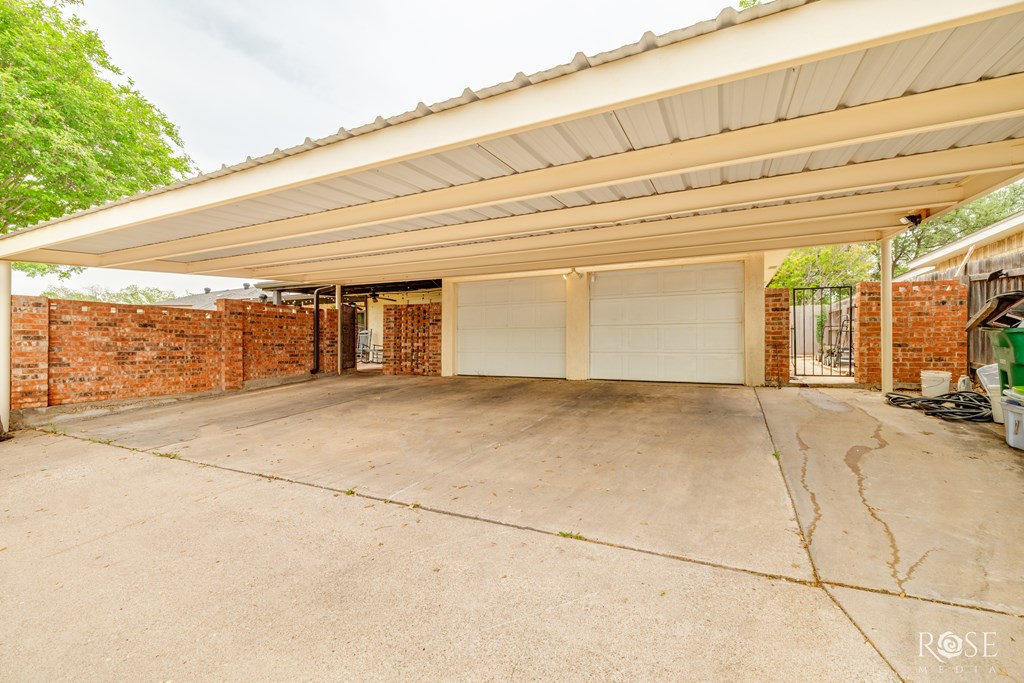 3210 Briargrove Lane Property Photo 29