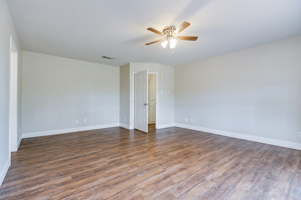 3605 Inglewood Dr Property Photo 21