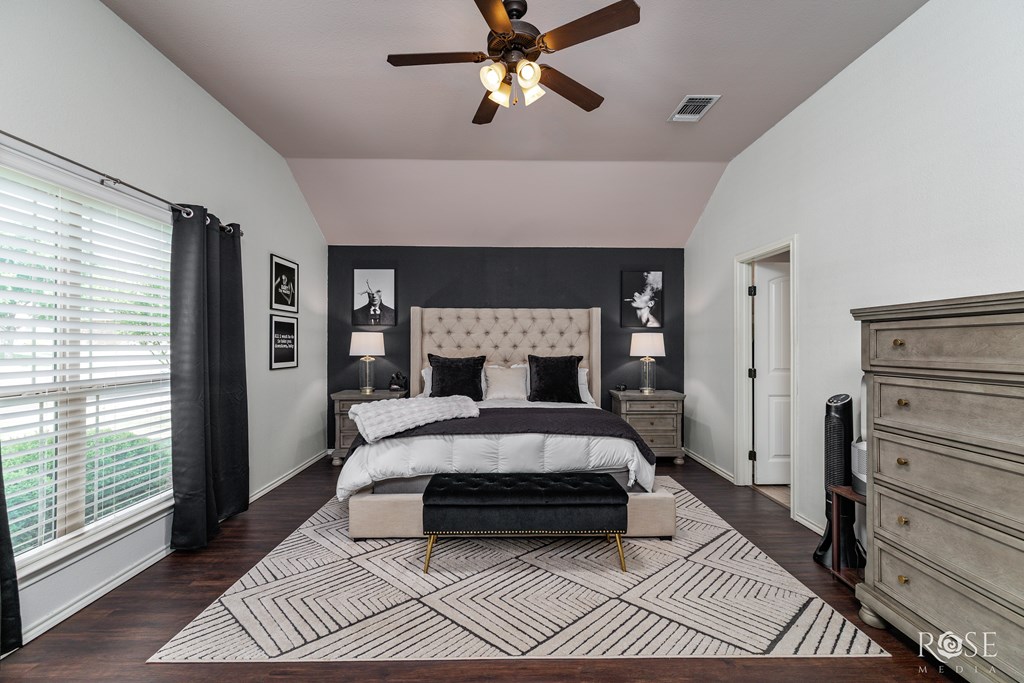 6014 San Saba St Property Photo 11