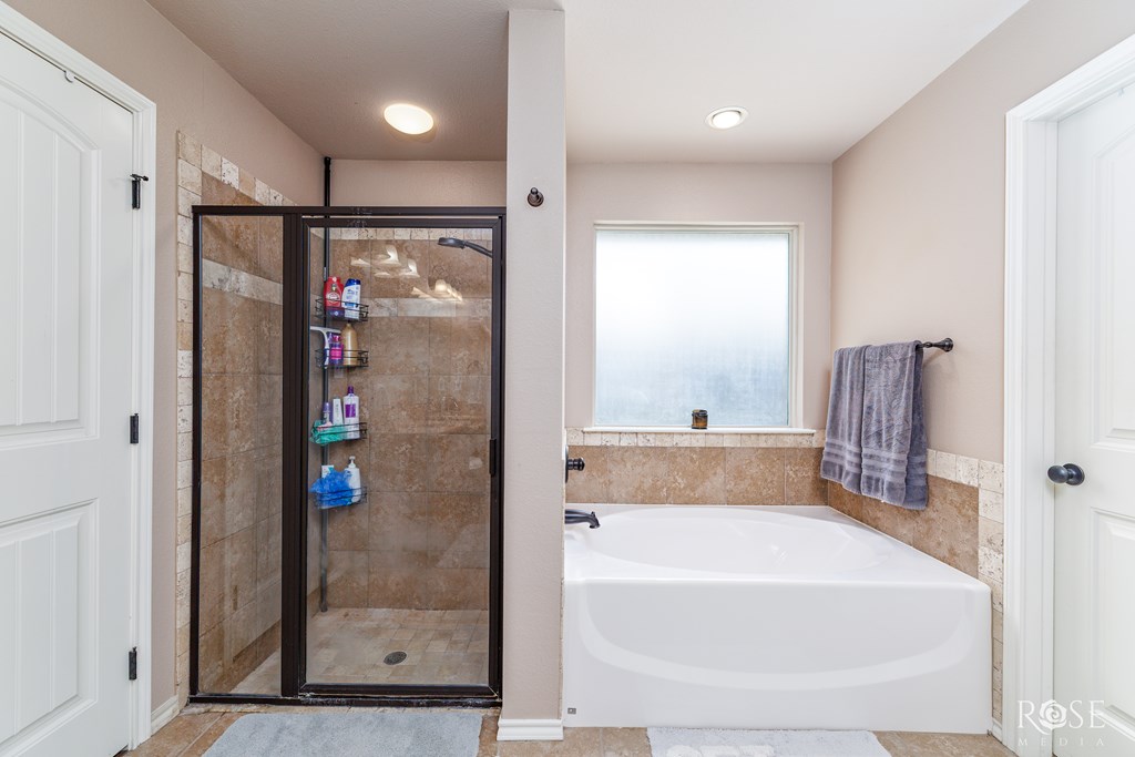 6014 San Saba St Property Photo 14