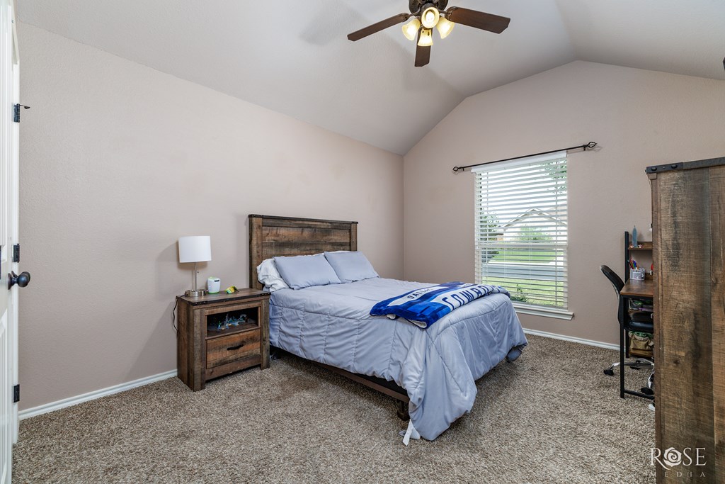 6014 San Saba St Property Photo 17