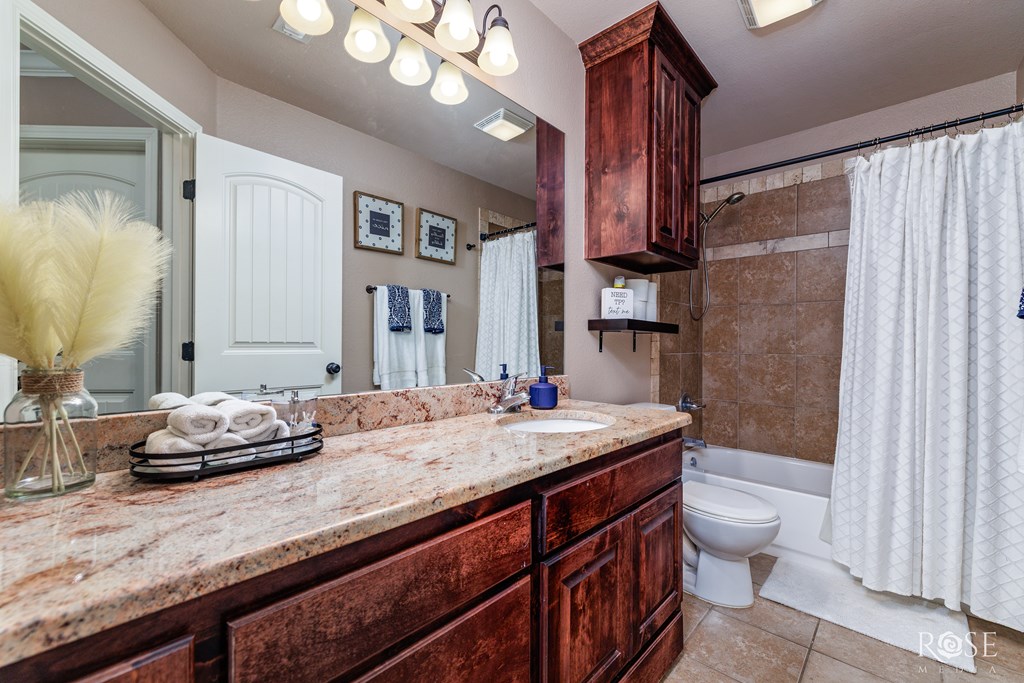 6014 San Saba St Property Photo 18