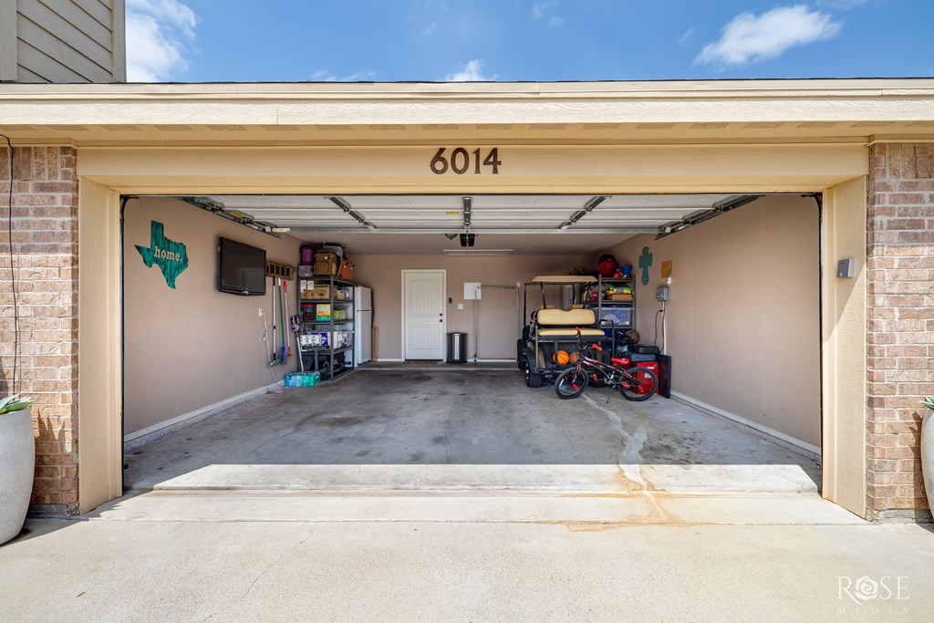 6014 San Saba St Property Photo 26