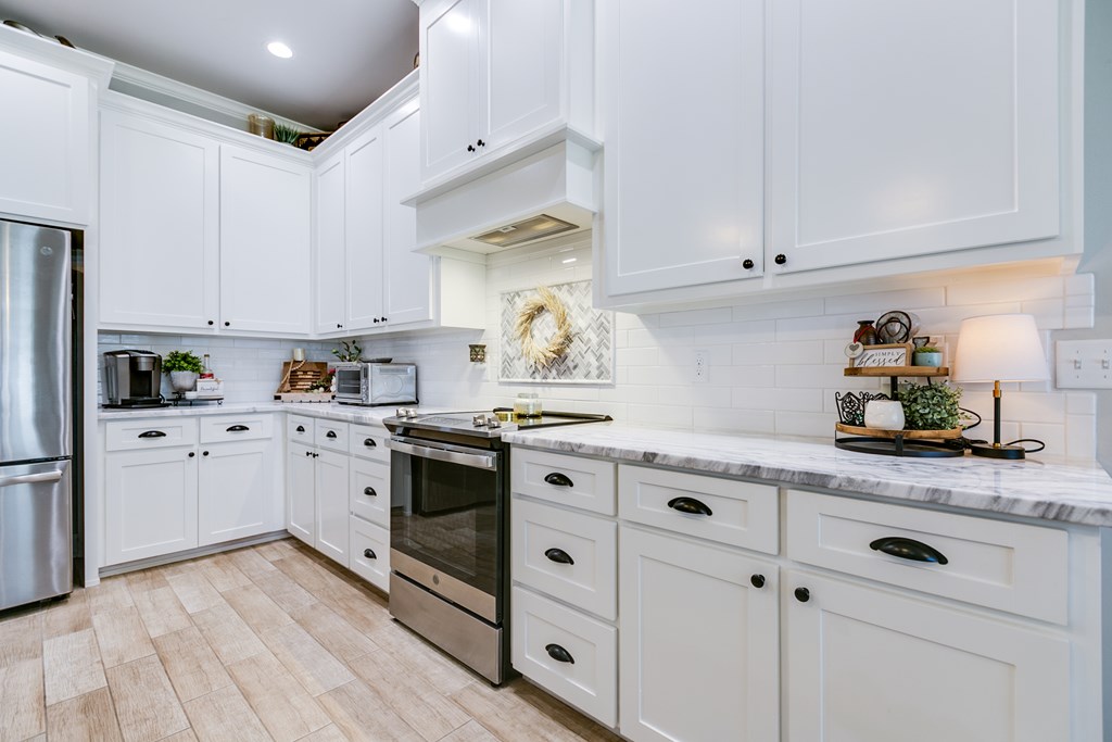 5926 Bridlewood Court Property Photo 14