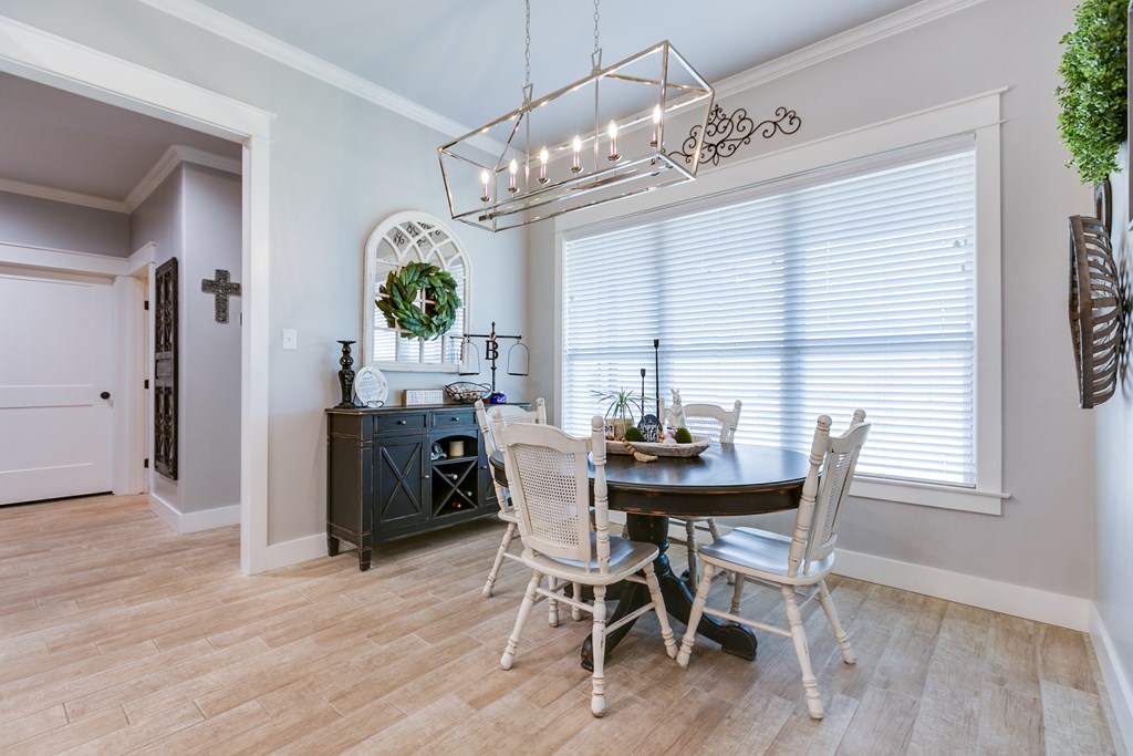 5926 Bridlewood Court Property Photo 16