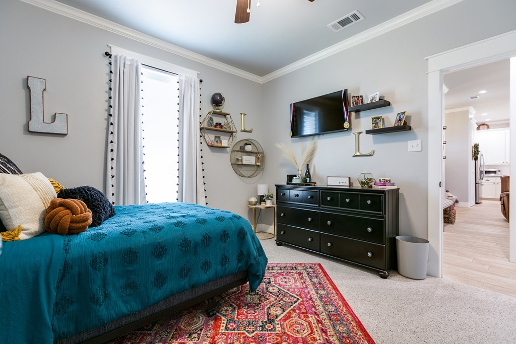 5926 Bridlewood Court Property Photo 30