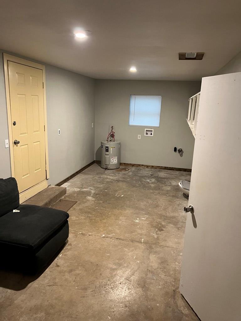 207 Ave J Property Photo 14