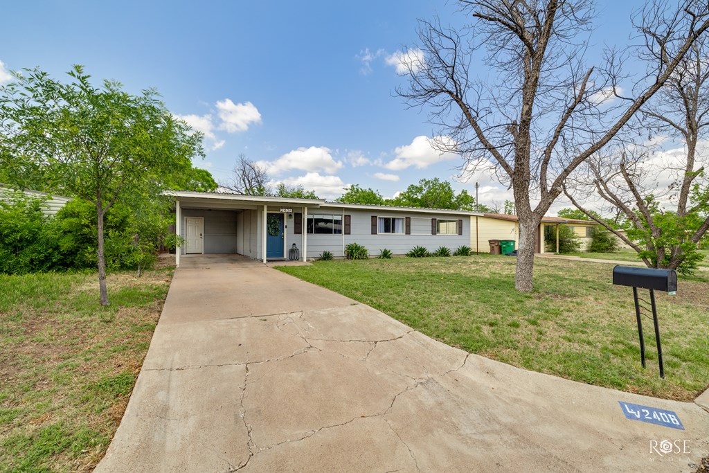 2406 Glenwood Dr Property Photo 2