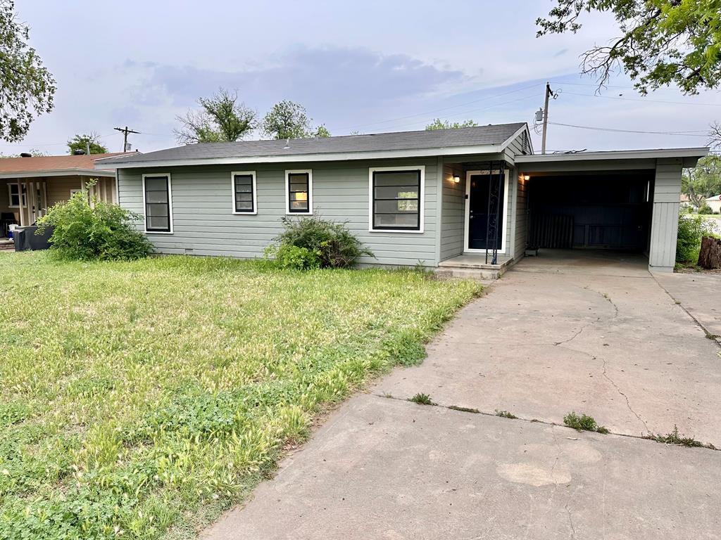 2319 W Beauregard Ave Property Photo 1