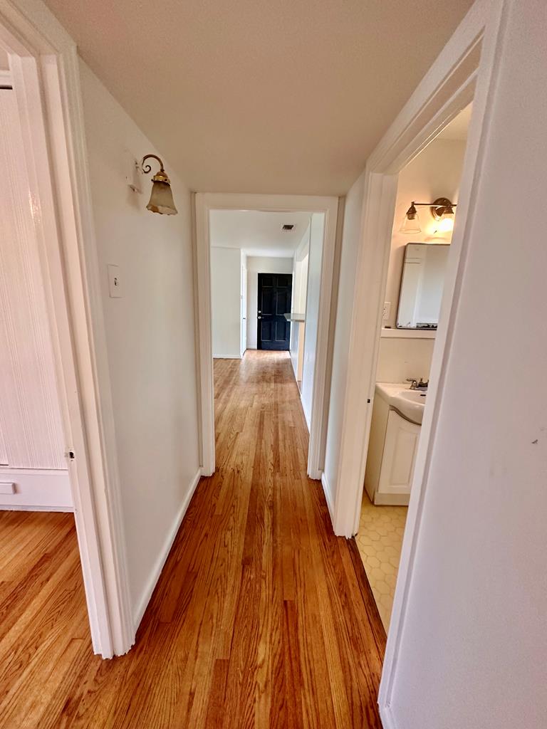 2319 W Beauregard Ave Property Photo 10
