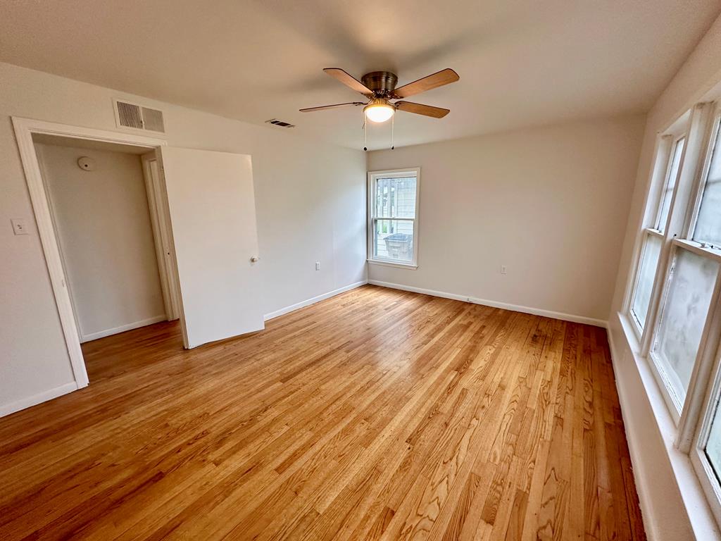2319 W Beauregard Ave Property Photo 12