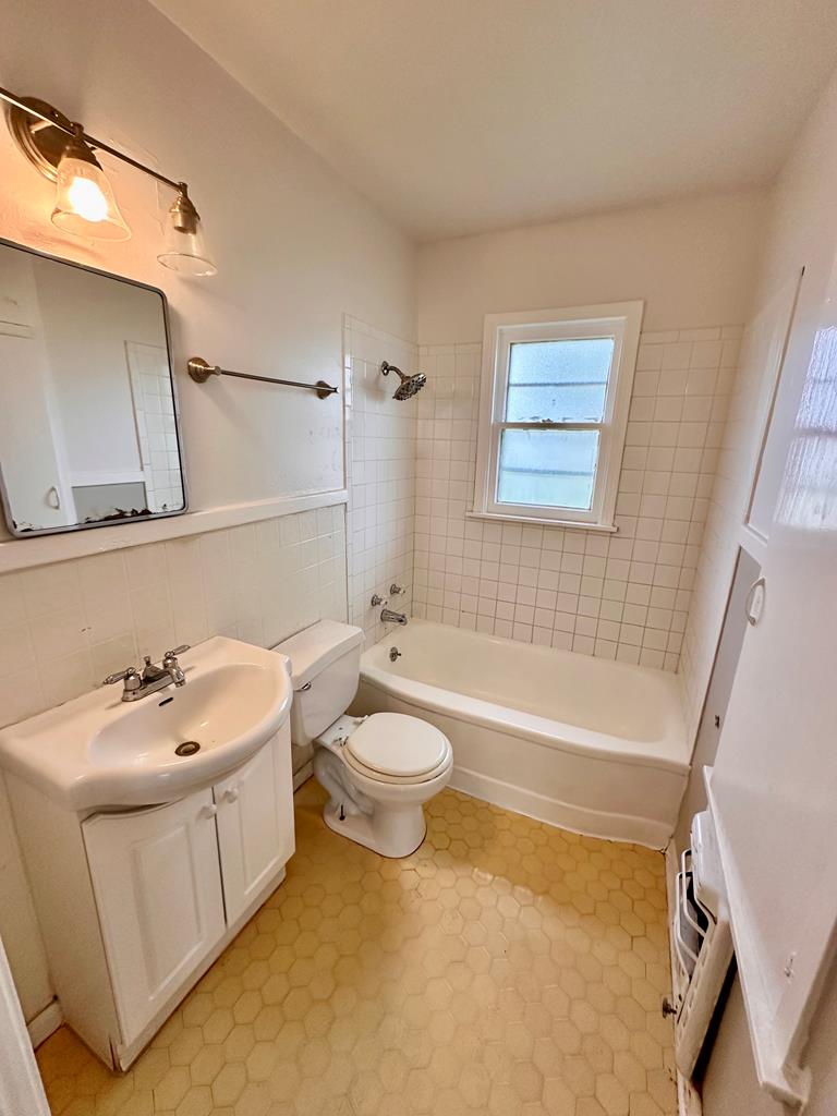 2319 W Beauregard Ave Property Photo 13