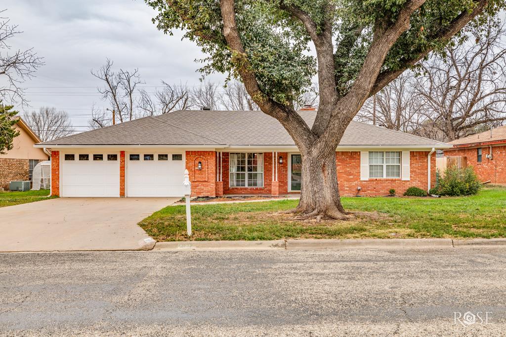 3102 Chatterton Dr Property Photo 1