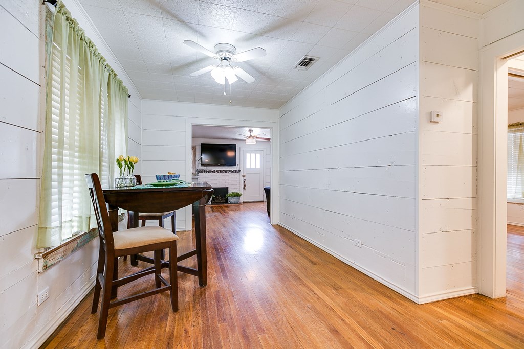 1411 Kenwood Dr Property Photo 13