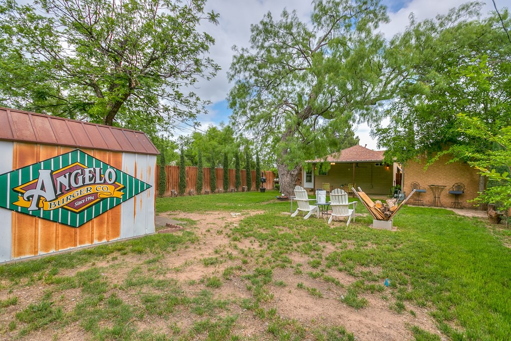 1411 Kenwood Dr Property Photo 35
