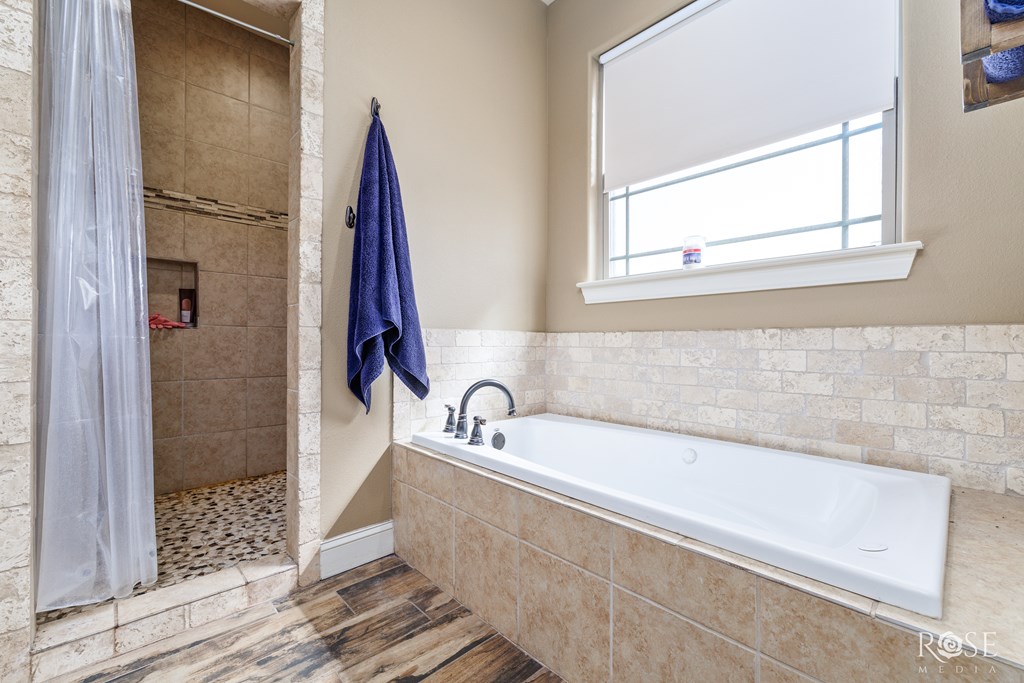 3504 Badger Ct Property Photo 18