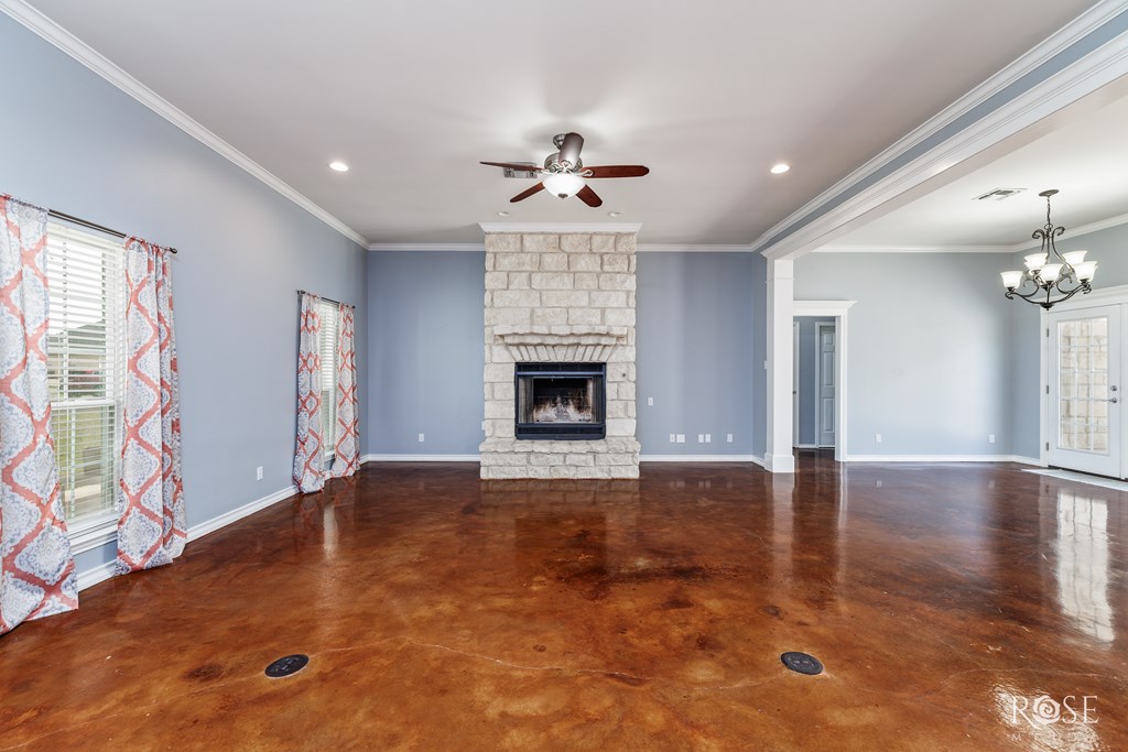 1258 Gleneagles Dr Property Photo 7