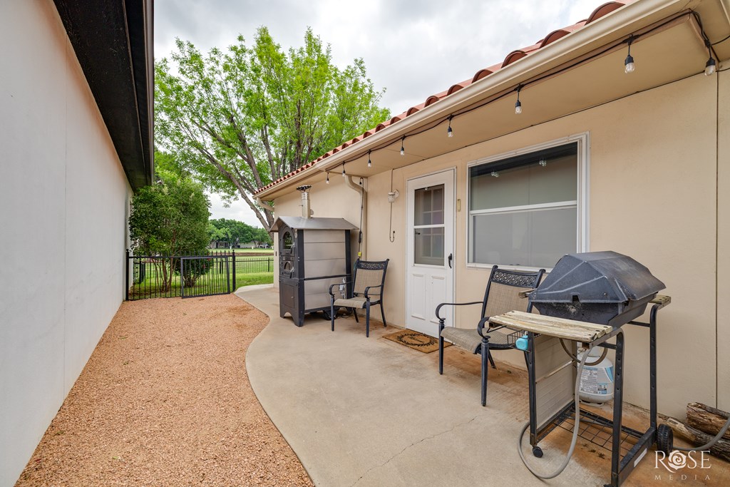 2105 Valleyview Dr Property Photo 11