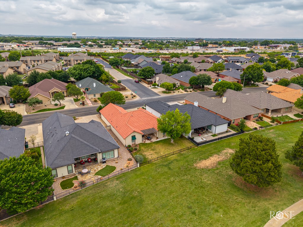 2105 Valleyview Dr Property Photo 45