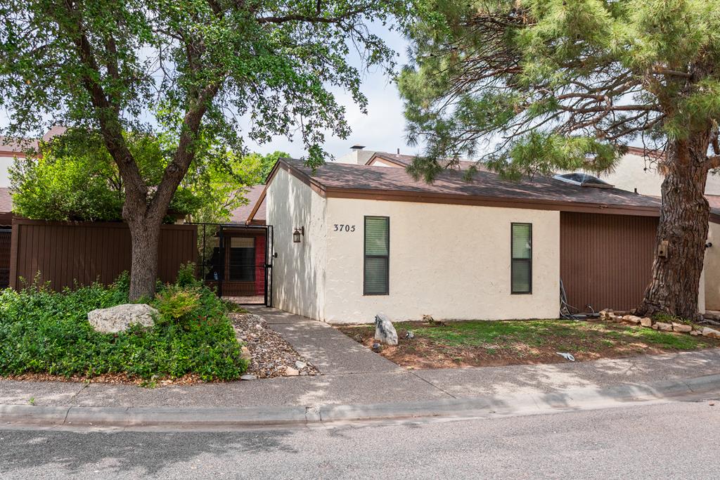 3705 Gemini Dr Property Photo 1