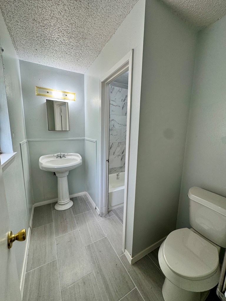 1025 Linda Lee Dr Property Photo 13