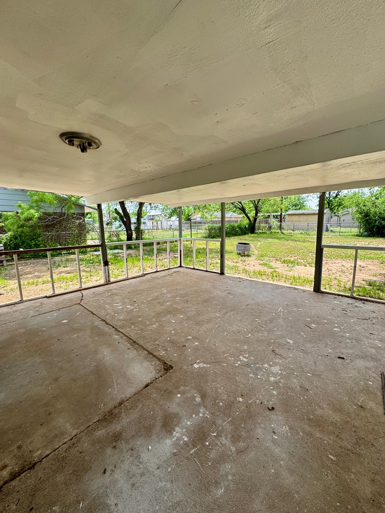 1025 Linda Lee Dr Property Photo 17