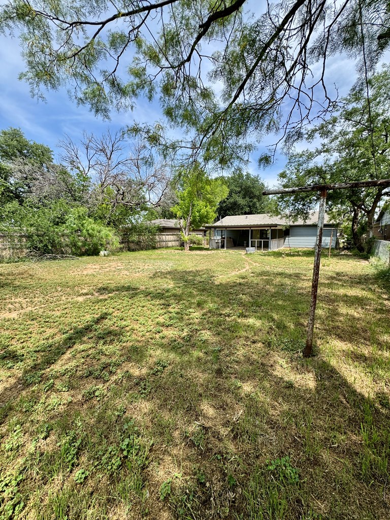1025 Linda Lee Dr Property Photo 22
