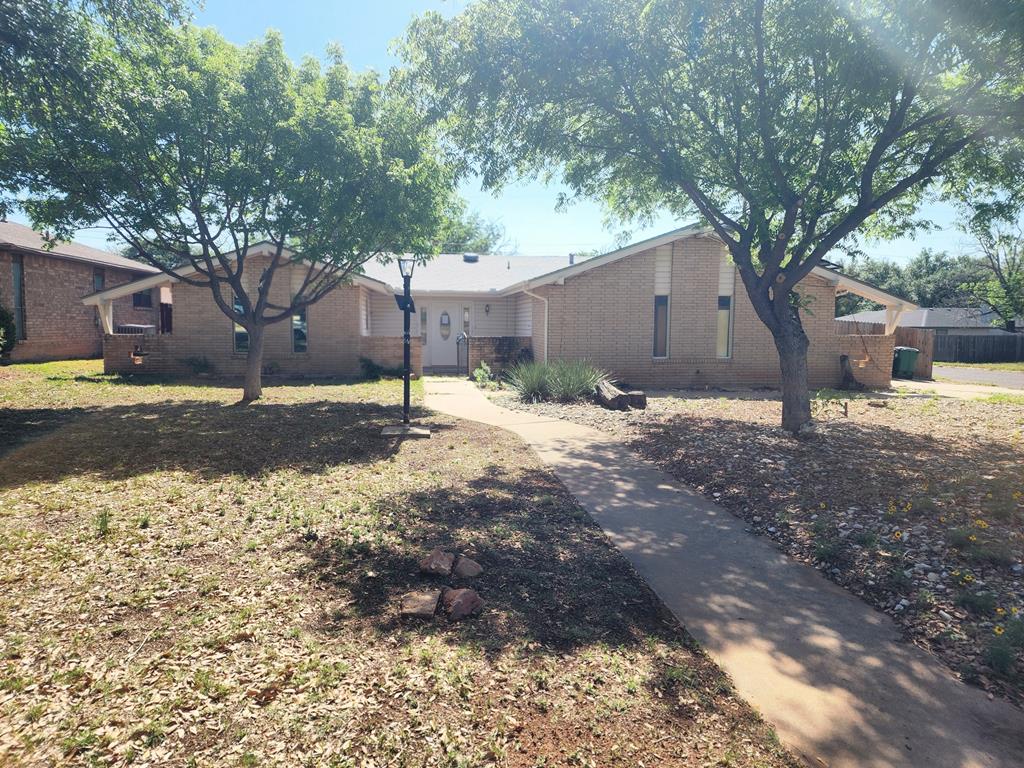 264 Glenna Dr Property Photo 1